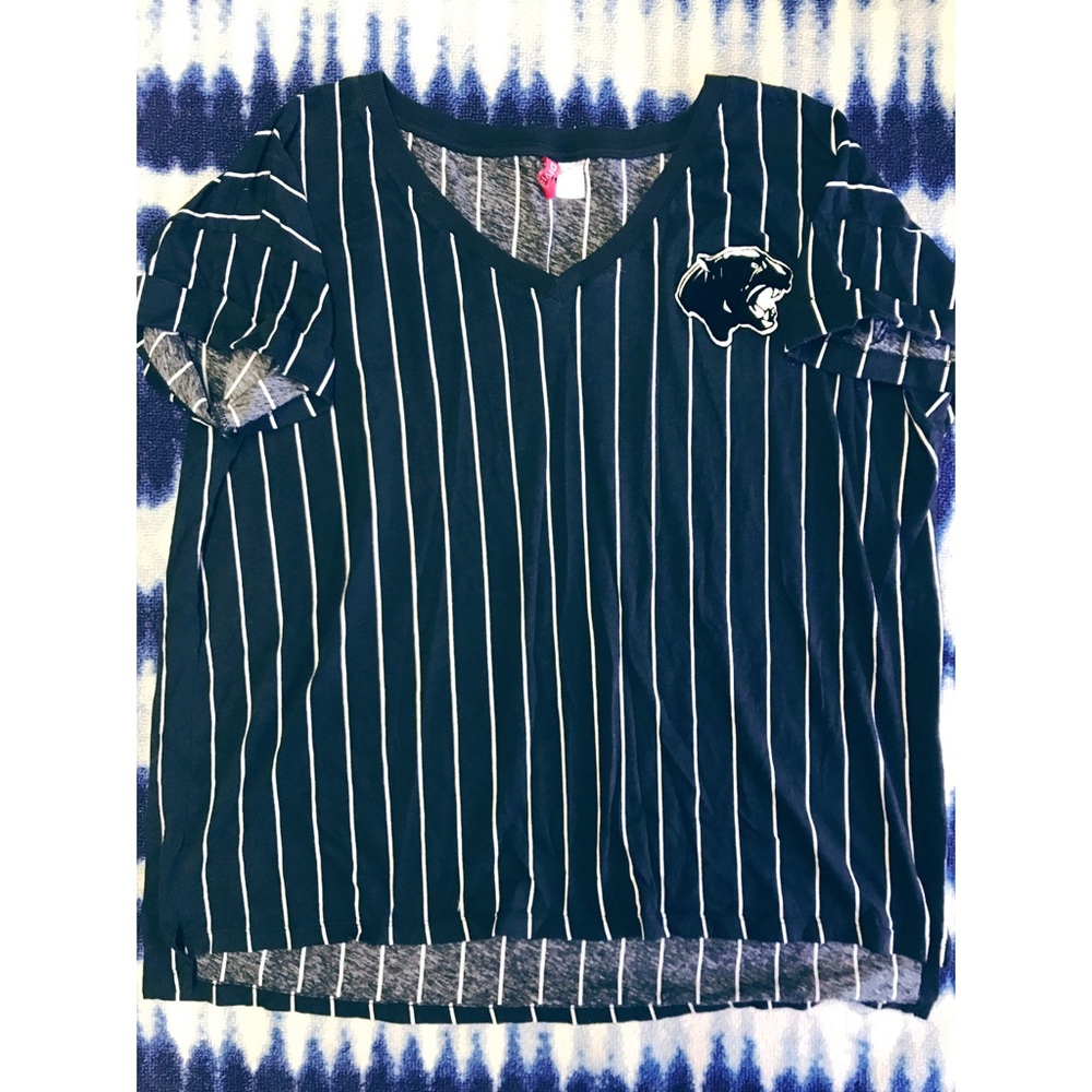 H&M Varsity Tee - Picture 6 of 8